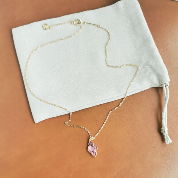 Kendra Scott Framed Abbie Gold Light Burgundy Illusion Pendant Necklace Trendy J - Picture 3 of 4